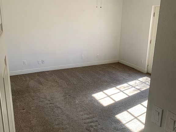 4th image of 16231 E Bainbridge Ave