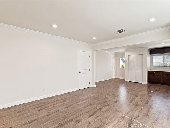 3rd image of 136 N Rampart Blvd #3
