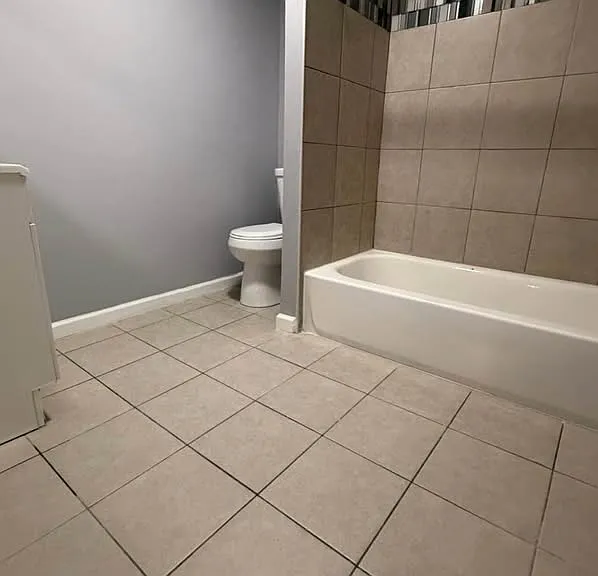 534 Howard Ave #2 — Photo 6