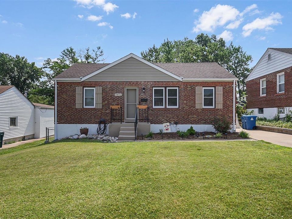 1st image of 9842 Huntingdon Ln