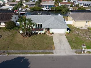 6520 Santiago Ct, Apollo Beach, FL 33572
