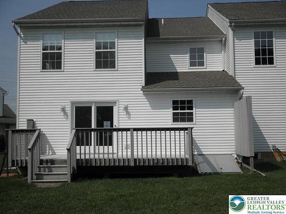 3rd image of 4160 Ross Rd