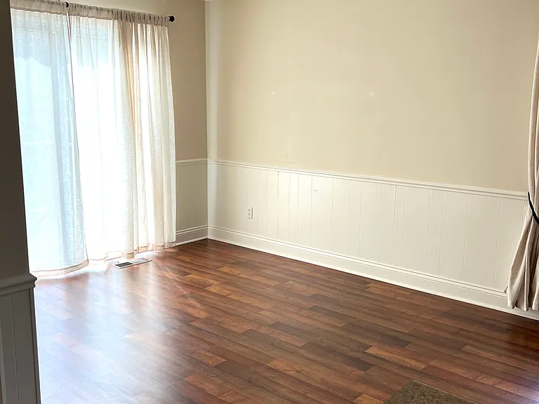1522 Cambria Dr — Photo 6