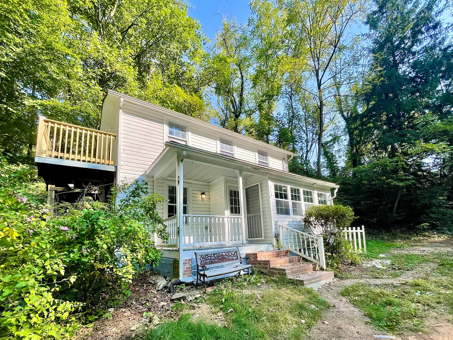 713 Warren Rd — Photo 1