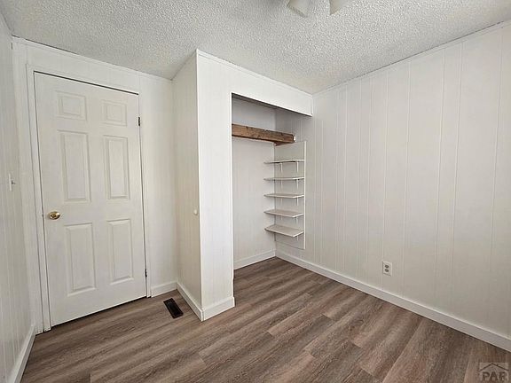 5th image of 733 Vine Ave