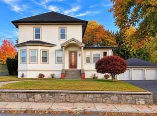 97 Clyde St, West Warwick, RI 02893