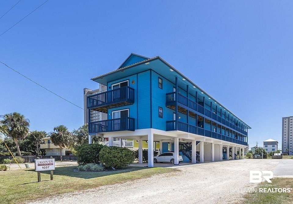 1st image of 1037 W Lagoon Ave #3