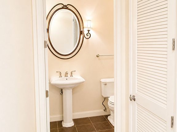 5th image of 2455 W Serene Ave Unit 527