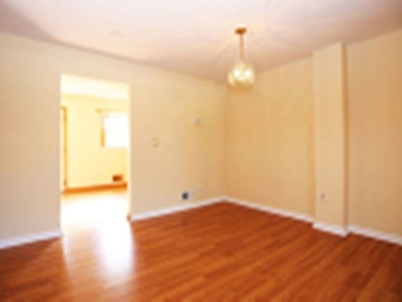4th image of 2 Tudor Place