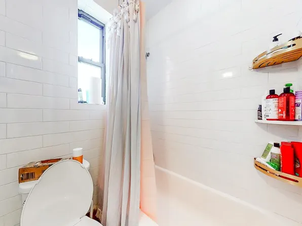 31-43 Steinway Avenue image 8 of 10