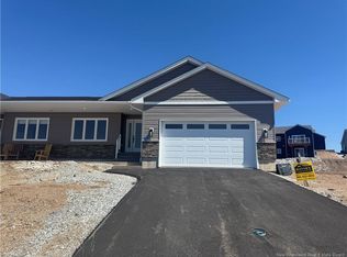 22 Oak Leaf Ln, Hampton, NB E5N0K8