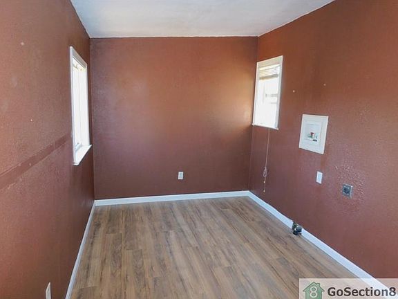 5th image of 521-523 W 18th St