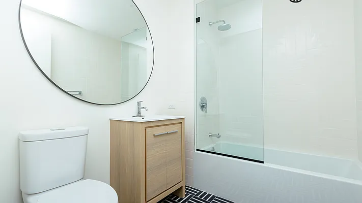 Rented by Nooklyn NYC LLC | media 30