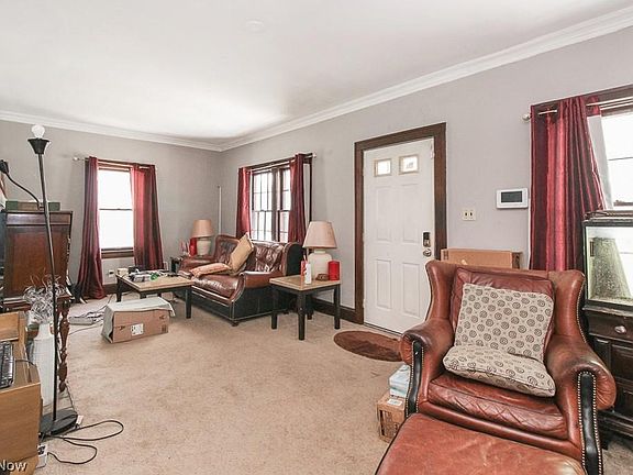 4th image of 843 Lecona Dr