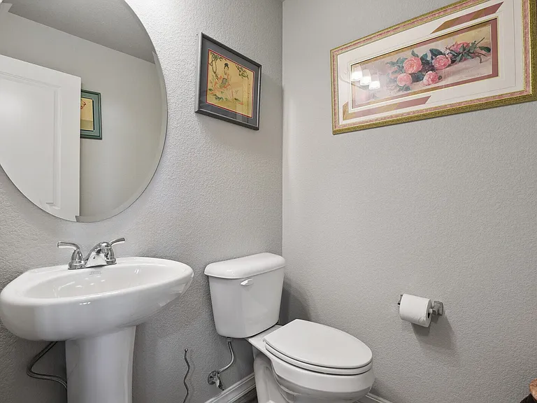 4256 Samaritan Loop — Photo 13
