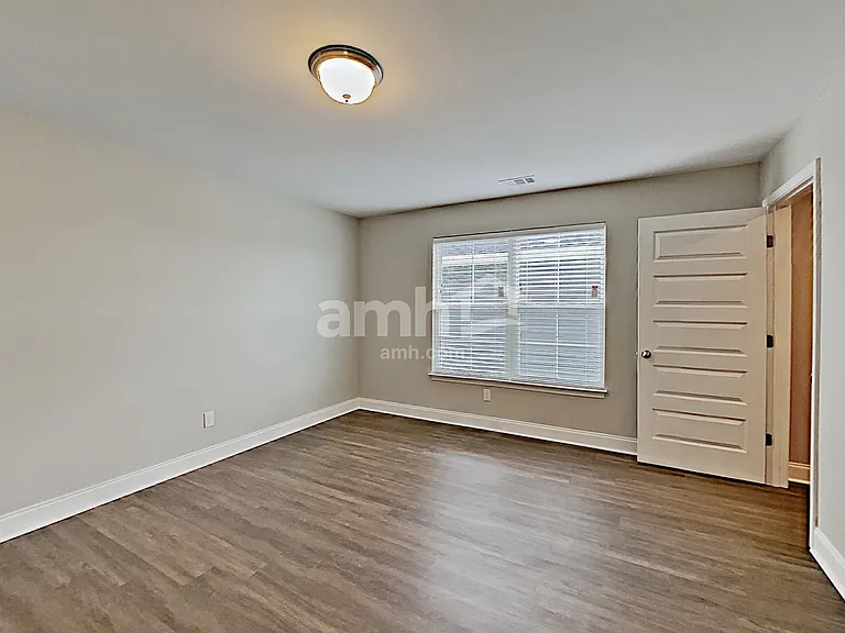 5504 Central Grove Sq — Photo 7