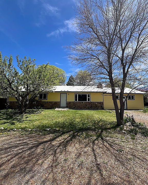 1st image of 611 Orchard Ave