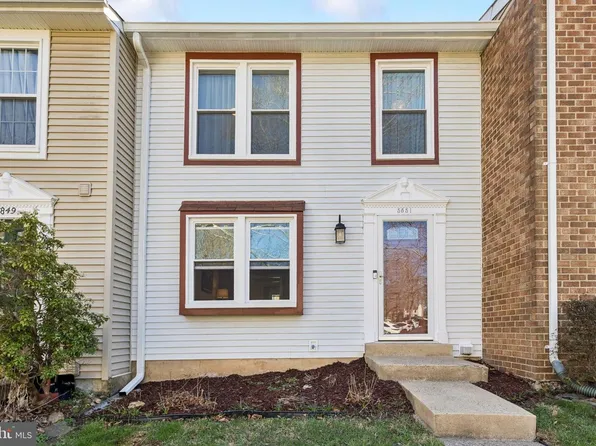 5851 Rock Forest Ct, Centreville, VA 20121