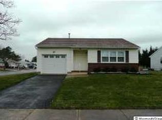 37 Coventry Rd, Toms River, NJ 08757