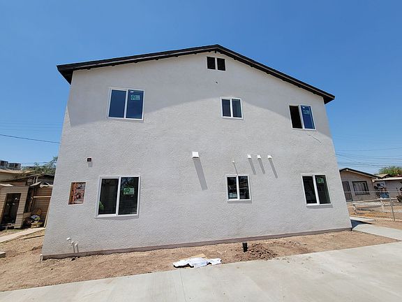 2nd image of 933 Rockwood Ave #1