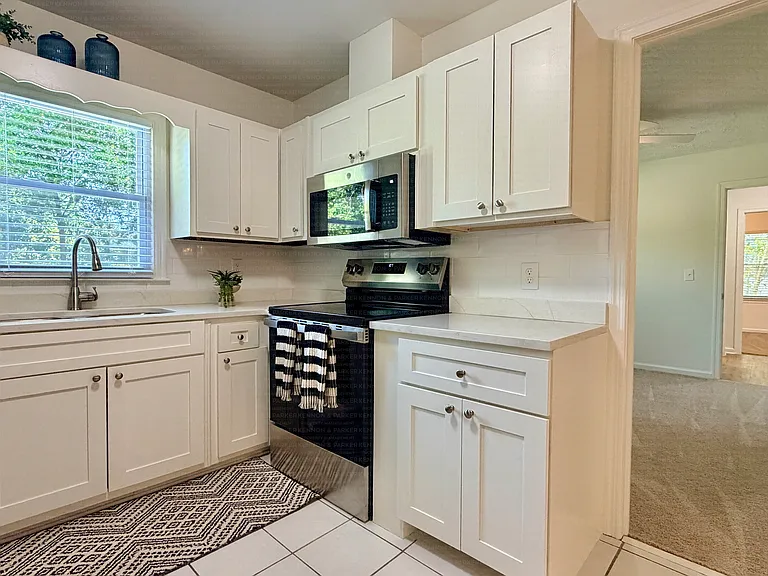 5616 Morris Ave — Photo 9
