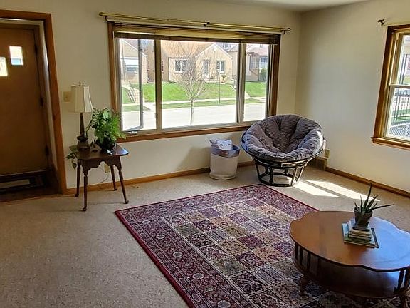 2nd image of 3671 S Iowa Ave