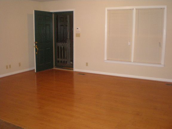 4th image of 1917 Berkshire Dr