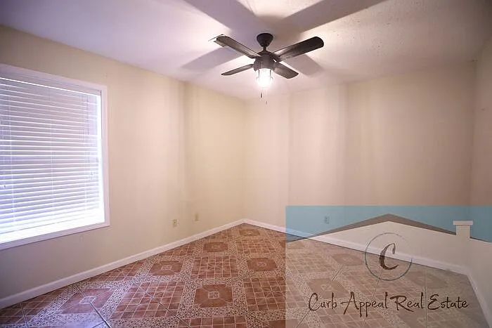 908 E Word Ave — Photo 9