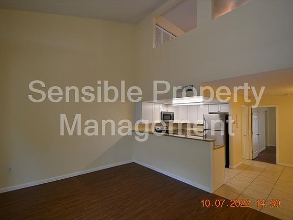5th image of 310 Avery Ave #B