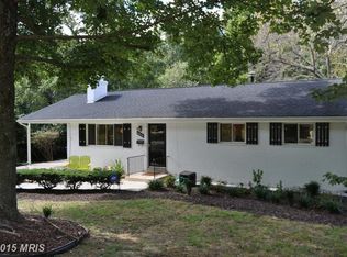 5614 Flag Run Dr, Springfield, VA 22151