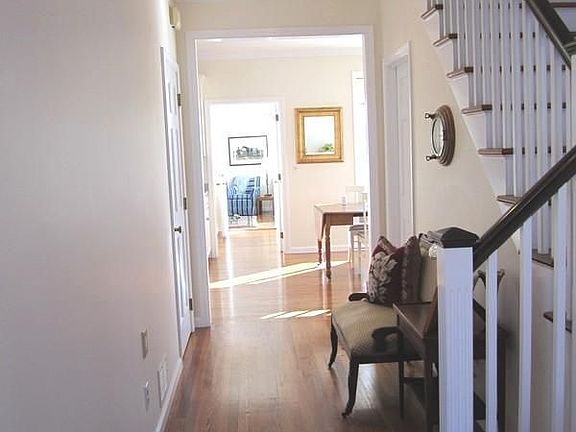 19 West Mystic Avenue - Foyer