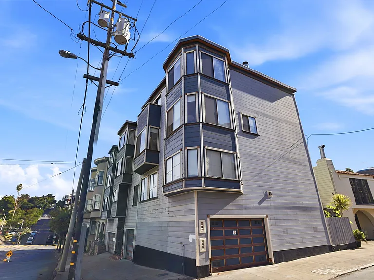 550 Church St #2 — Photo 24