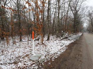 8196 Old Jackson Rd, Farmington, MO 63640