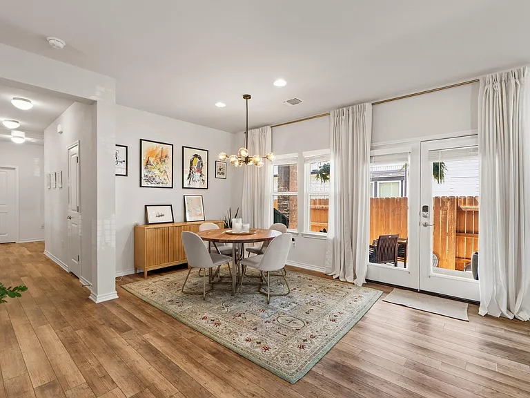 9207 Looksee Ln — Photo 14