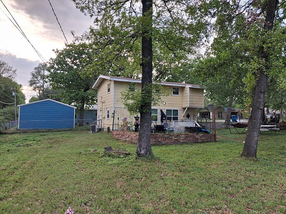 1st image of 304 Ridgewood Dr