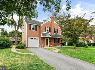 230 Ridgewood Rd, Springfield, PA 19064