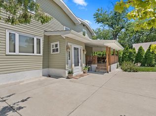 2727 116th St, Pleasant Prairie, WI 53158