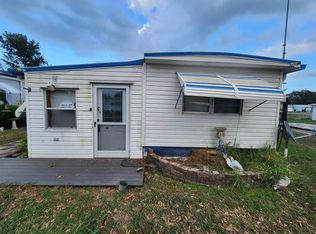 6240 Connecticut St, Zephyrhills, FL 33542