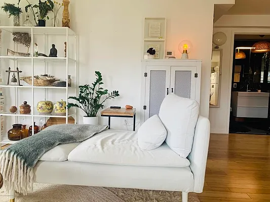 Sold by REMAX Elite | media 35