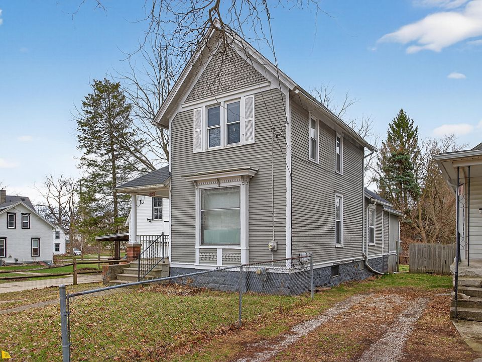 1st image of 609 Webb St