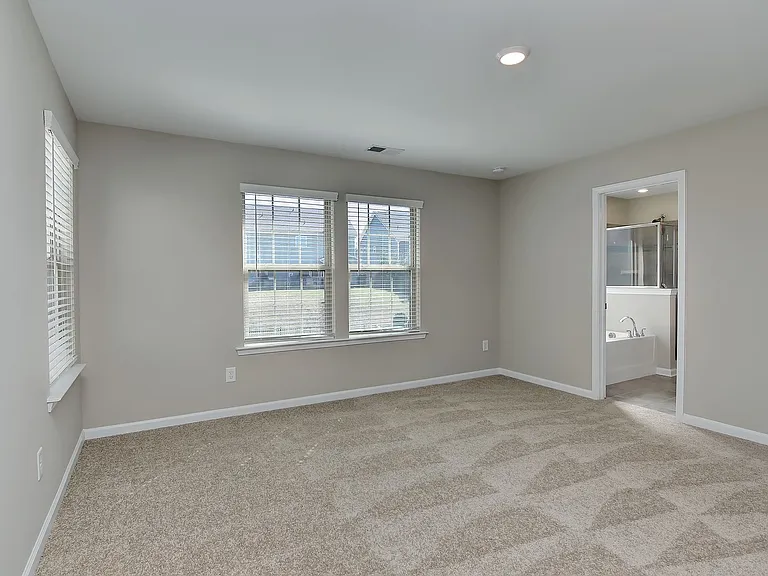 1036 Easley St — Photo 14