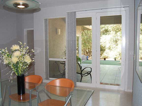 Formal dining