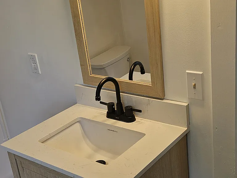 27 Beaver Rd #2 — Photo 7