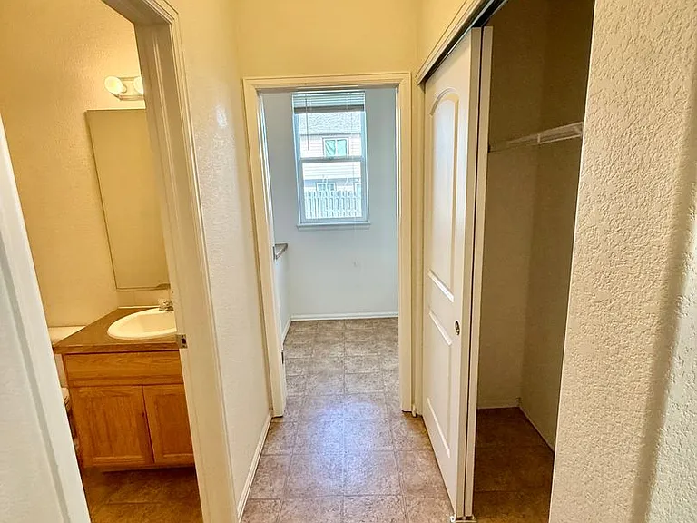 7374 Andover St — Photo 13