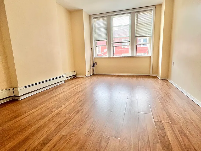 12 64th St #2 — Photo 8