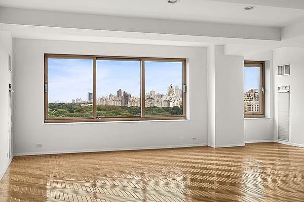 1st image of 106 Central Park S APT 19A