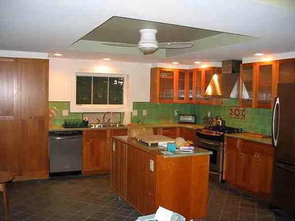 346 Ireland St — Photo 3
