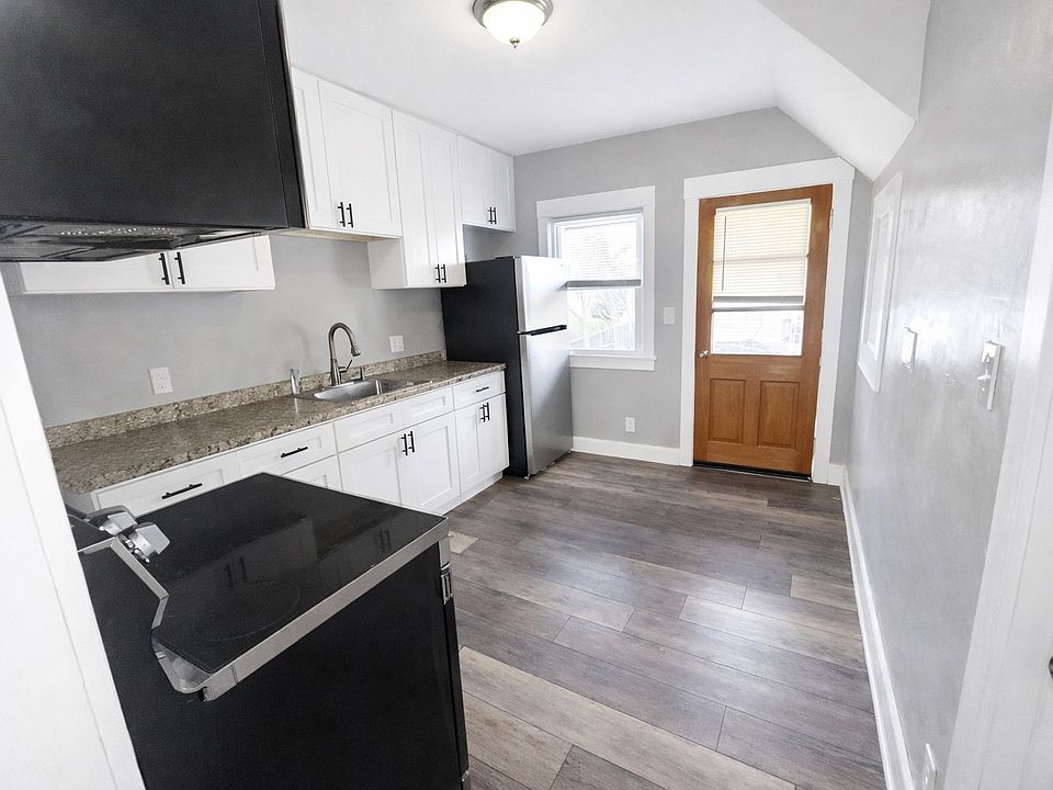 1st image of 3278 W 84th St #Up
