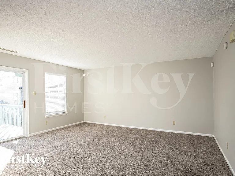 6647 Stanhope Way — Photo 5