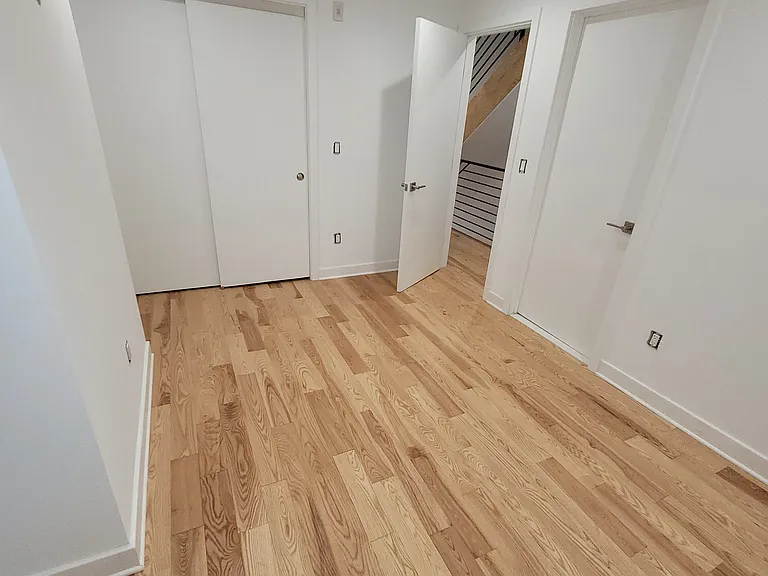 223 E Girard Ave #1R — Photo 16